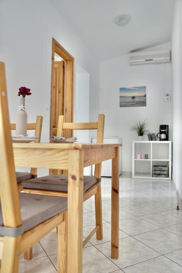 Apartments Bacak Stanici Exterior photo